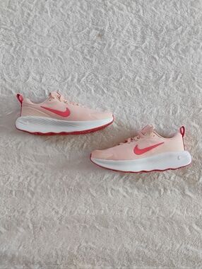 Nike Promina Coral Shoes